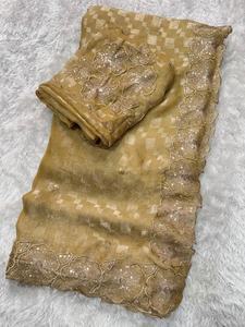 Sari en satin pour femme Fendy avec broderie jacquard intégrée et bordure à sequins - Product Image 6