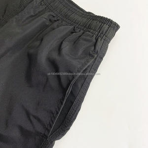 Vente en gros Short de sport d'été uni à séchage rapide pour homme Short de bain en maille imperméable avec impression de logo Short de bain et maillot de bain - Product Image 4