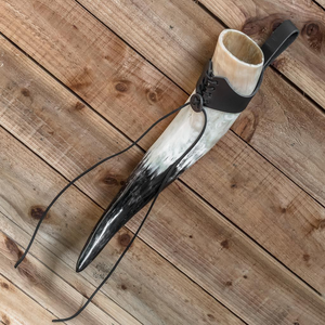 Corne à boire polie style Viking Nordique, faite à la main en corne naturelle, pour bière et hydromel, avec support à sangle en cuir, cadeau historique Renaissance - Product Image 3