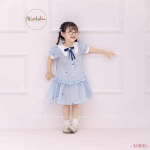 Vestido de niña de alta calidad con lazo en el pecho Vestido de verano para niña Estilo encantador Mini longitud - Product Image 1