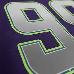 เสื้อฟุตบอลอเมริกันแบบมืออาชีพ: ชุดทีมปักลายตามสั่ง ป้องกันการเป็นขุย - ชุดกีฬาสโมสรระดับพรีเมียม ทนทานด้วยผ้าทวิลล์ - Product Image 2