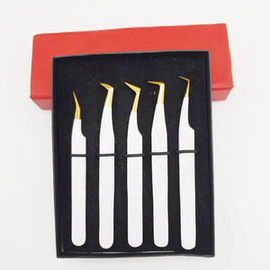 Pince à épiler professionnelle japonaise en acier inoxydable à pointe en fibre pour extensions de cils, faite à la main, blanche mate dorée avec poignée diamantée - Product Image 4