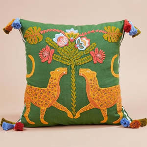 Funda de cojín decorativa hecha a mano de calidad premium para sofá, sala de estar, funda de almohada moderna para decoración del hogar, disponible para la venta. - Product Image 3