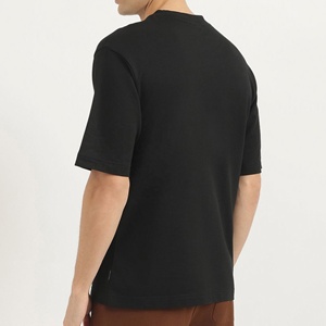 Mens Cotton T-Shirt 180 GSM Contrast Crochet Pocket Crewneck Short Sleeve Black Tee OEM Apparel Manufacturer - Product Image 2