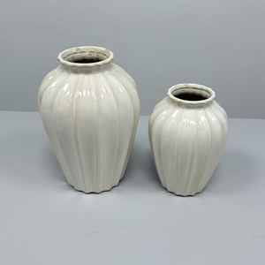 Jarrón de Cerámica Acanalado Nórdico, Jarrón Decorativo Minimalista para Flores, Glaseado Crema, Decoración del Hogar, Venta al <span class=keywords><strong>por</strong></span> <span class=keywords><strong>Mayor</strong></span> - Product Image 5