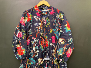 Robe mi-longue imprimée en pur coton à la demande pour femmes tenue traditionnelle mais à la mode pour un usage quotidien à vendre - Product Image 6