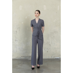Conjunto de 2 Piezas de Alta Calidad para Mujer, Blusa Elegante con Cuello en V y Peplum, Pantalones Anchos con Estampado Floral, 100% Algodón, Verano S38 Vietnam - Product Image 1