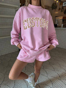 เสื้อสเวตเชิ้ตสตรีทแวร์คอกลม แขนยาว ทรงโอเวอร์ไซส์ ผ้าฟลีซเนื้อนุ่ม 100% ผ้าฝ้าย พิมพ์ลายปัก พร้อมโลโก้แบบกำหนดเอง - Product Image 1