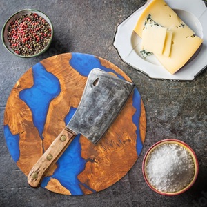 Planche à charcuterie ronde en bois, conforme aux normes alimentaires de la FDA, taille personnalisée, design rivière en résine époxy, pour la cuisine et la décoration de cadeaux - Product Image 5