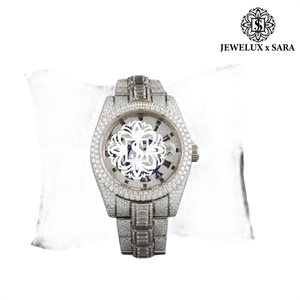 Montre-bracelet Hip Hop entièrement personnalisée en moissanite et diamants, bijou de luxe, cadeau pour les musiciens, les athlètes et les consommateurs avant-gardistes - Product Image 1