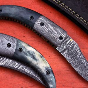 Cuchillo de caza de acero de Damasco con hoja de punta caída y diseño plegable con perilla para el pulgar, ideal para uso en camping al aire libre. - Product Image 4