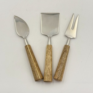 Ensemble de couteaux à fromage en métal argenté avec manches en bois pour la cuisine, le table et le petit-déjeuner, couteau à beurre et épandeur à fromage à prix raisonnable - Product Image 2