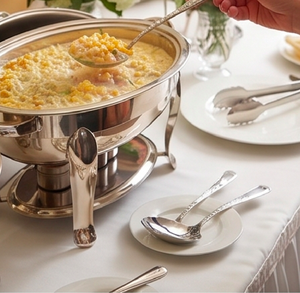 Cuillère de service classique en acier inoxydable avec long manche, finition miroir, design durable pour les mariages et les dîners élégants - Product Image 3