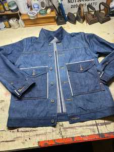 Chaleco vaquero de mujer con cuello en V, sin mangas, de un solo botón, estilo vintage, a la moda, nuevo para verano, con efecto desgastado, venta al por mayor para boutiques. - Product Image 6
