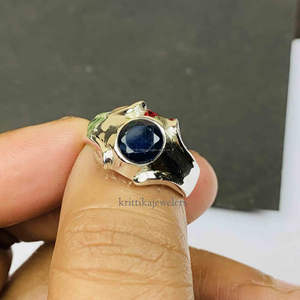 ขายส่งแหวนเงินแท้ 925 สำหรับผู้ชาย ทำมือ ประดับพลอยออนิกซ์สีดำธรรมชาติ ตัวเรือนแบบฝัง คลาสสิก เหมาะสำหรับงานแต่งงาน งานครบรอบ และงานปาร์ตี้ - Product Image 2