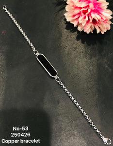 Elegante Brazalete de Cadena de Cobre Chapado en Oro y Plata - Diseño Geométrico Moderno para Unisex - Product Image 6