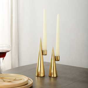 Porte-bougies coniques noirs Modern Radiance pour la décoration de la maison, en fer, design durable - Product Image 4
