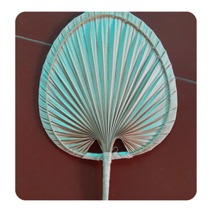 Abanico Plegable Hecho a Mano con Hojas de Palma de Bambú para Decoración de Fiestas de Halloween y Acción de Gracias, Recuerdo y Regalo - Product Image 1