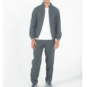 Conjunto Deportivo de Dos Piezas de Alta Calidad para Hombre, Transpirable, de Manga Larga, para Estilo y Comodidad - Product Image 1