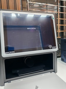 Les machines Trusure Zenith offrent une détection avancée des diamants CVD, HPHT, RFT et des simulants comme le CZ. - Product Image 3