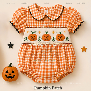 Ropa de Bebé al por Mayor: Pelele de Algodón con Bordado a Mano de Calabaza Naranja a Cuadros, Estilo Boutique para Halloween - Product Image 1