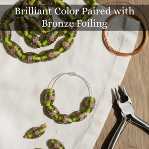 Cuentas de Vidrio Lampwork Hechas a Mano en Color Verde Lima |   Diseños Artísticos Mixtos Inspirados en Pasteles de Boda |   Longitud de Hilo de 8 Pulgadas en Varios Tamaños - Product Image 3