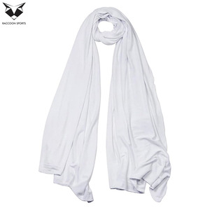 Hijab blanc simple, couvrant entièrement la tête, vêtements islamiques modestes, hijab léger, respirant et doux pour femmes, utilisation quotidienne - Product Image 3