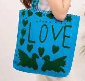 Velvet Tote <b>Bag</b> Embroidered Love <b>Heart</b> Shoulder Handbag Large Capacity Casual Shopping Carry <b>Bag</b> Wholesale B2B Suzani <b>Bags</b> - Product Image 3