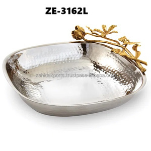 Moderna Tazón Ovalada de Metal para Servir con Asas Doradas para Presentación de Comida en Fiestas - Product Image 2