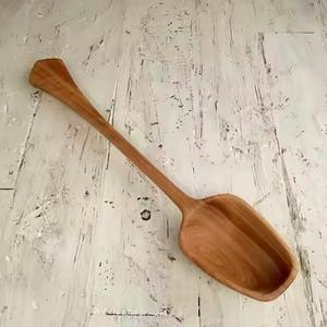 Cuchara de madera ecológica hecha a mano para servir, cuchara de cocina para mezclar salsa, sopa, arroz, curry, perfecta para cocinar de forma saludable. - Product Image 2