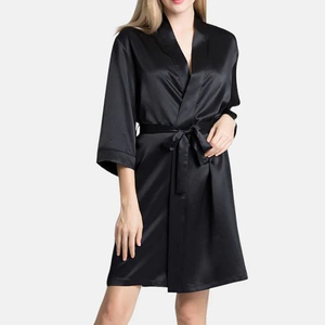 Bata de Peluquería Negra Personalizada a Bajo Precio, Uniforme de Cliente para Salón de Belleza, Kimono de SPA - Product Image 1