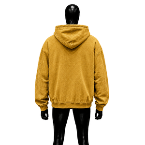 Sweat-shirt à capuche graphique doré avec lettrage graffiti blanc audacieux, texturé, coupe oversize, style streetwear, mode urbaine décontractée - Product Image 2