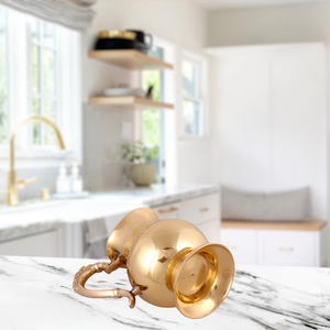 Pichet à eau en laiton royal, carafe décorative en métal avec poignée ornée, récipient à boisson traditionnel pour la maison, l'hôtel et les fêtes - Product Image 2