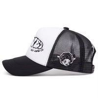 Kişiye Özel El Nakışı Logolu Erkek Spor Beyzbol Şapkaları Dokuma Yama Trucker Tarzı %100 Polyester Oxford Nefes Alabilen Su Geçirmez