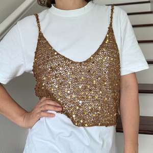 Camiseta de punto corta para mujer, cuello redondo, azul claro, manga corta, color liso, cremallera frontal, ajuste holgado, informal, para primavera y verano, de secado rápido - Product Image 1