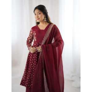 Ropa India y Pakistaní, Traje de Fiesta con Bordado de Lentejuelas, Top, Pantalón y Dupatta - Product Image 3