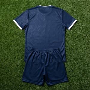 Ensemble d'uniformes de football bleu marine personnalisés, maillot de football à manches courtes et short, vêtements de sport d'équipe - Product Image 5