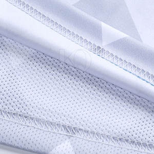 ชุดฝึกซ้อมฟุตบอลประจำวัน ผ้าโพลีเอสเตอร์น้ำหนักเบา ระบายอากาศได้ดี ปรับแต่งได้สำหรับการฝึกซ้อมประจำวันและการแข่งขัน - Product Image 6