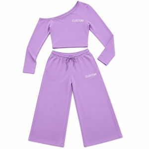 Ensemble de yoga violet pour femme avec logo personnalisé, haut court asymétrique et pantalon de survêtement large à cordon de serrage, tenue de sport en spandex - Product Image 4