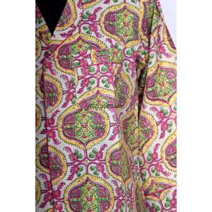 เดรสยาวปานกลางลายดอกไม้พิมพ์ลายดิจิทัล แขนสไตล์เกาหลี คอวี ระบายอากาศได้ดี เป็นมิตรต่อสิ่งแวดล้อม เหมาะสำหรับใส่ลำลองในฤดูร้อนและงานปาร์ตี้สำหรับผู้หญิง - Product Image 3