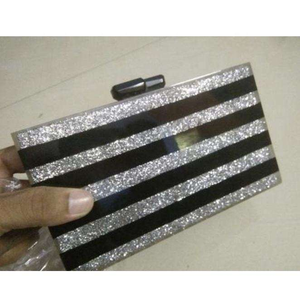 Pochettes pour femmes faites à la main, pochette de soirée, pochette de soirée fabriquée en Inde, pochette en résine pour femmes à vendre par MULTI CRAFT - Product Image 2