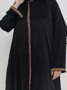 Robe longue en coton noire pour femme, style Abaya, coupe ample, manches longues, broderie florale, tenue modeste quotidienne, style Moyen-Orient - Product Image 2