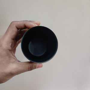 Taza de café y té de madera, venta directa de fábrica, personalizable con logo, estilo vintage, con diseño de veta de madera y forma de barriga grande - Product Image 1