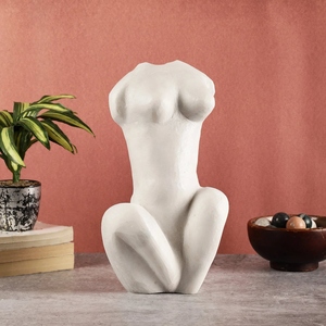 Escultura Figurativa de Mármol Hecha a Mano, Decoración de Mesa Artística Moderna Tallada, Tamaño/Color Personalizable, Diseño Extravagante - Product Image 6