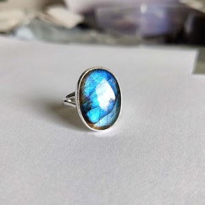 Natural <b>Labradorite</b> <b>Ring</b> Blue Fire <b>Labradorite</b> Gemstone Jewelry Blue Flash Stone <b>Ring</b> Unique Gift for Him/Her - Product Image 2