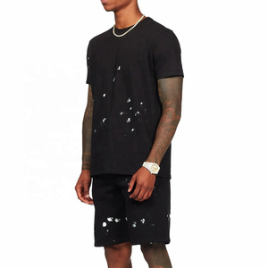 Conjunto de camiseta de manga corta y pantalones cortos de estilo casual para hombre, 100% algodón, con logo estampado, atuendo de verano. - Product Image 5