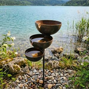 Base de suelo con 3 soportes para cadena de lluvia, para usar en esquinas de jardín y crear una obra de arte con agua de lluvia que fluye, venta al por mayor desde India - Product Image 5