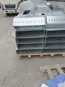 Bandeja para Cables Galvanizada por Inmersión en Caliente de Gran Envergadura 300*100, Suministro de Fabricante de Bandejas para Cables Perforadas - Product Image 6