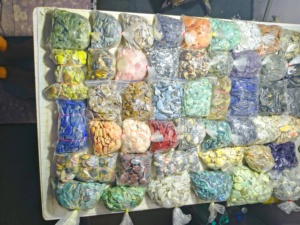 Lot de 30 sacs en gros de cabochons de pierres précieuses naturelles en vrac, formes mélangées, gravier de cristal, pour la lithothérapie, 20-45mm, 8-12g, pour la fabrication de bijoux - Product Image 2