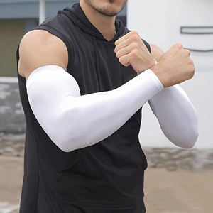 Mangas de compresión personalizadas para ciclismo: Ropa deportiva elegante con protección solar, absorción de humedad y secado rápido para un rendimiento mejorado. - Product Image 3